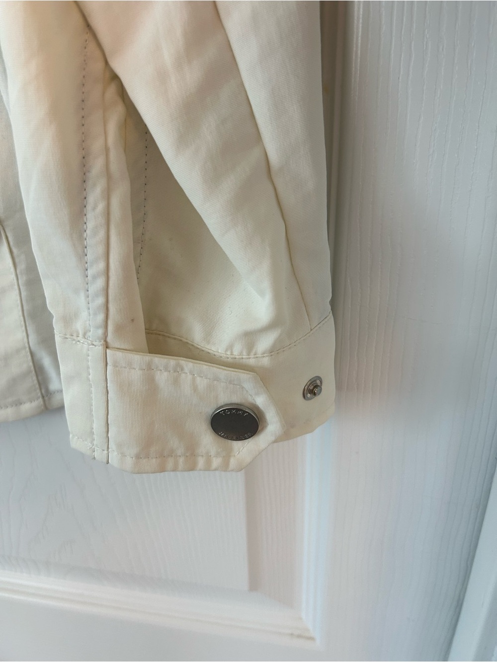 NWOT Tommy Hilfiger Women’s White Full Zip Snap Button Windbreaker Jacket Size S - Picture 8 of 14